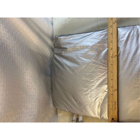 New Day Silver Puffer Zipper bag tote new18x13" - Picture 6 of 8